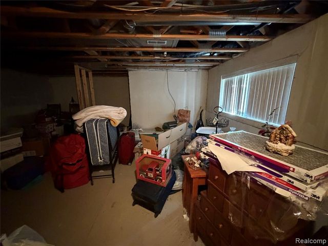 39186 Brookfield Drive, Westland, MI 48185