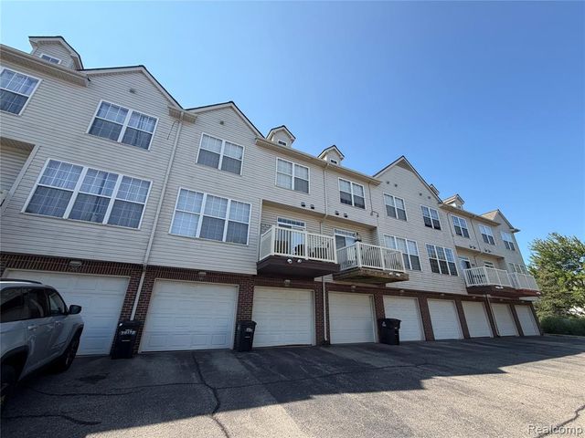 39186 Brookfield Drive, Westland, MI 48185