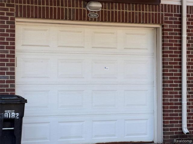 39186 Brookfield Drive, Westland, MI 48185