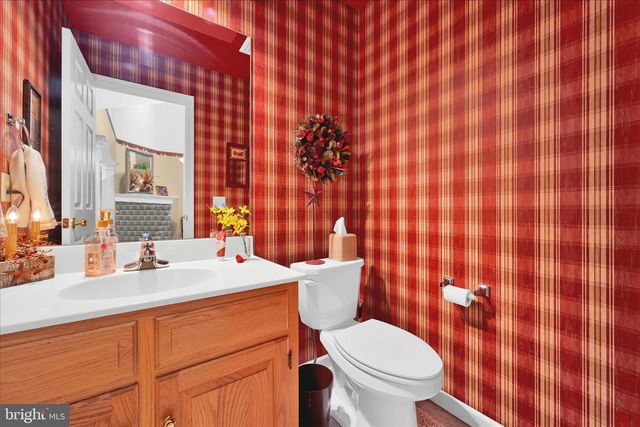 34 GANTZ MDWS, Mount Joy, PA 17552