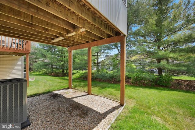 34 GANTZ MDWS, Mount Joy, PA 17552