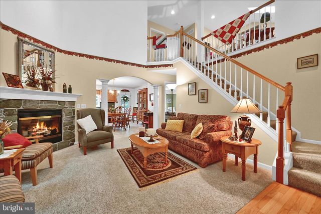 34 GANTZ MDWS, Mount Joy, PA 17552