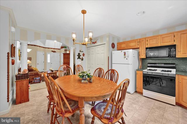 34 GANTZ MDWS, Mount Joy, PA 17552