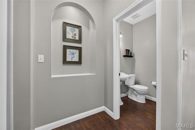 1225 Peruque Ridge Drive, Wentzville, MO 63385