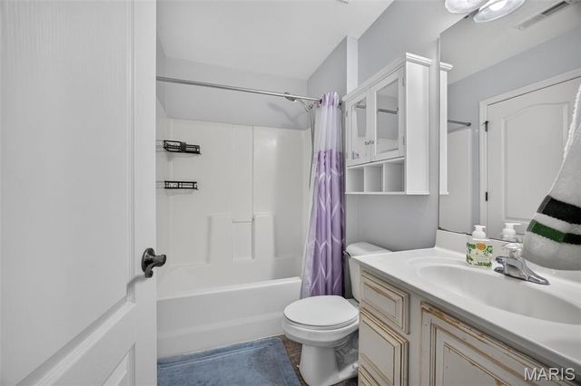 1225 Peruque Ridge Drive, Wentzville, MO 63385