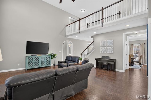 1225 Peruque Ridge Drive, Wentzville, MO 63385