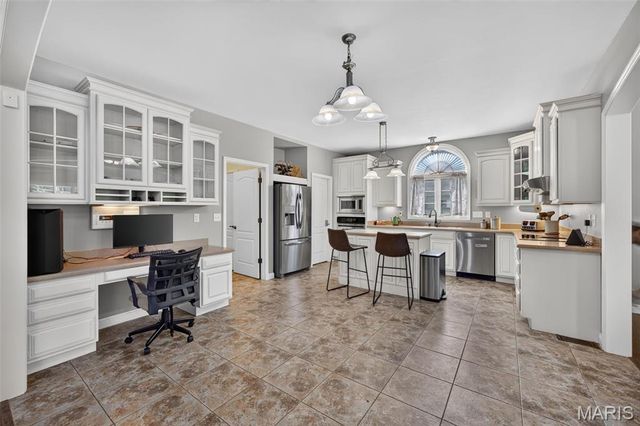 1225 Peruque Ridge Drive, Wentzville, MO 63385