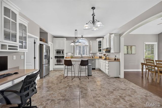 1225 Peruque Ridge Drive, Wentzville, MO 63385