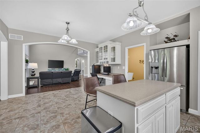 1225 Peruque Ridge Drive, Wentzville, MO 63385