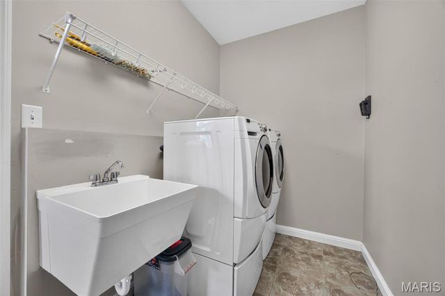 1225 Peruque Ridge Drive, Wentzville, MO 63385