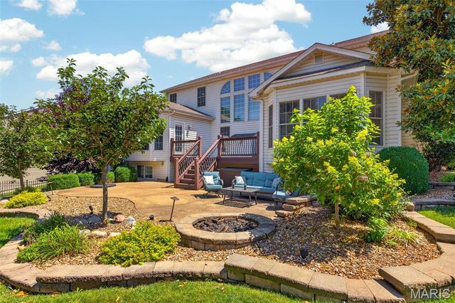 1225 Peruque Ridge Drive, Wentzville, MO 63385