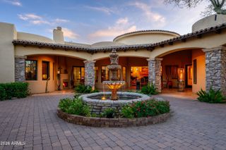 35502 N CANYON CROSSINGS Drive, Cave Creek, AZ 85331