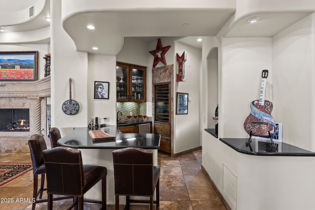 Image 12 of property listing at 35502 N CANYON CROSSINGS Drive, Cave Creek, AZ 85331