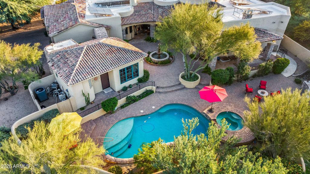 Image 40 of property listing at 35502 N CANYON CROSSINGS Drive, Cave Creek, AZ 85331