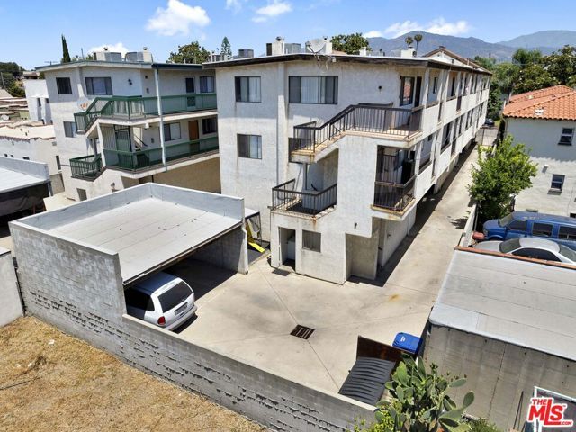 1004 E Garfield Avenue, Glendale, CA 91205
