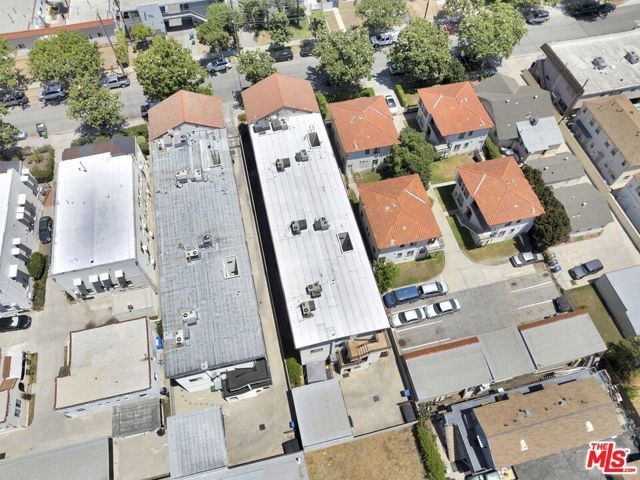 1004 E Garfield Avenue, Glendale, CA 91205