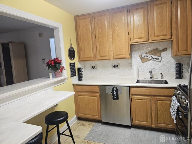 606 Middlesex Avenue, Metuchen, NJ 08840