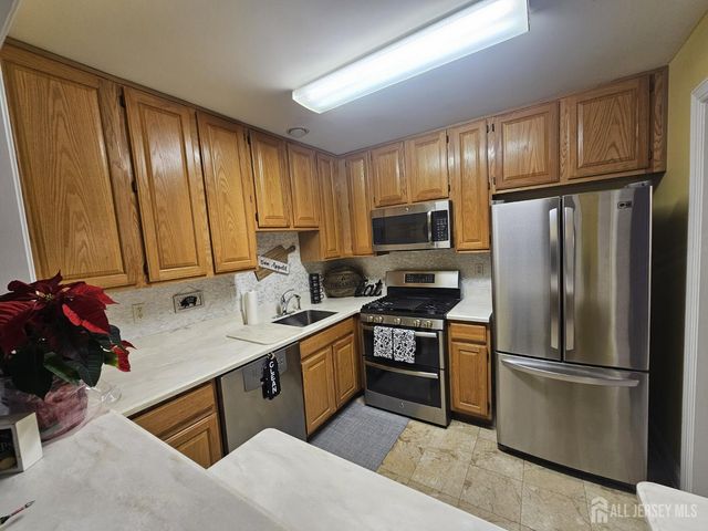 606 Middlesex Avenue, Metuchen, NJ 08840