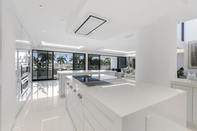 529 S Flagler Drive Th3e, West Palm Beach, FL 33401