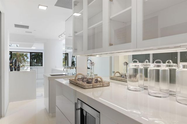 529 S Flagler Drive Th3e, West Palm Beach, FL 33401