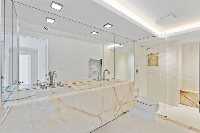 529 S Flagler Drive Th3e, West Palm Beach, FL 33401