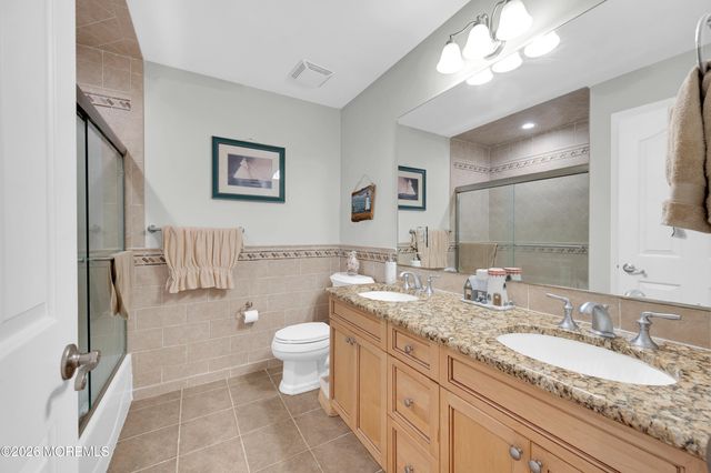 553 Long Point Drive, Toms River, NJ 08753