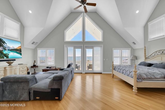 553 Long Point Drive, Toms River, NJ 08753