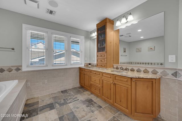 553 Long Point Drive, Toms River, NJ 08753