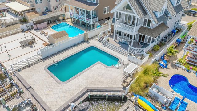 553 Long Point Drive, Toms River, NJ 08753