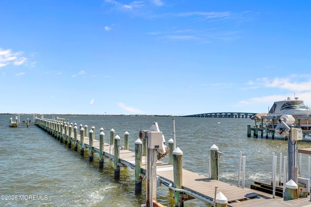 553 Long Point Drive, Toms River, NJ 08753