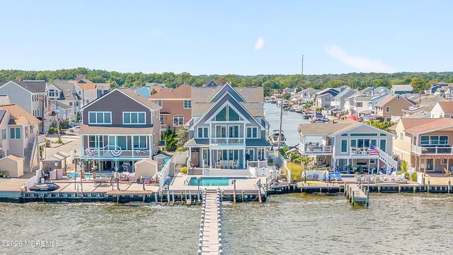 553 Long Point Drive, Toms River, NJ 08753