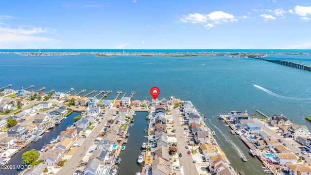 553 Long Point Drive, Toms River, NJ 08753