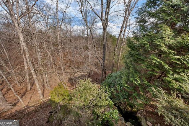 218 Sylvias Way, Jasper, GA 30143