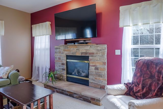 10491 Pike Street, Crown Point, IN 46307