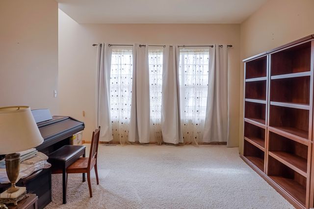 10491 Pike Street, Crown Point, IN 46307