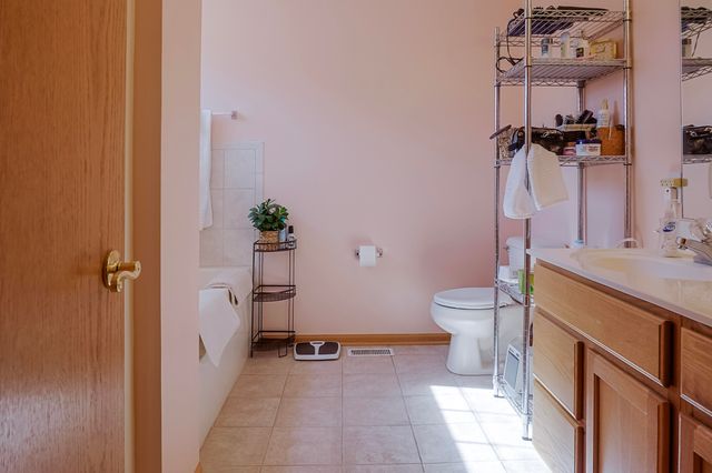 10491 Pike Street, Crown Point, IN 46307