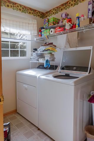 10491 Pike Street, Crown Point, IN 46307