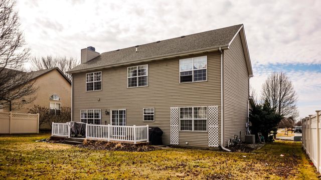 10491 Pike Street, Crown Point, IN 46307