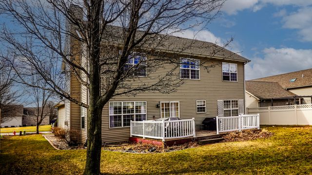 10491 Pike Street, Crown Point, IN 46307