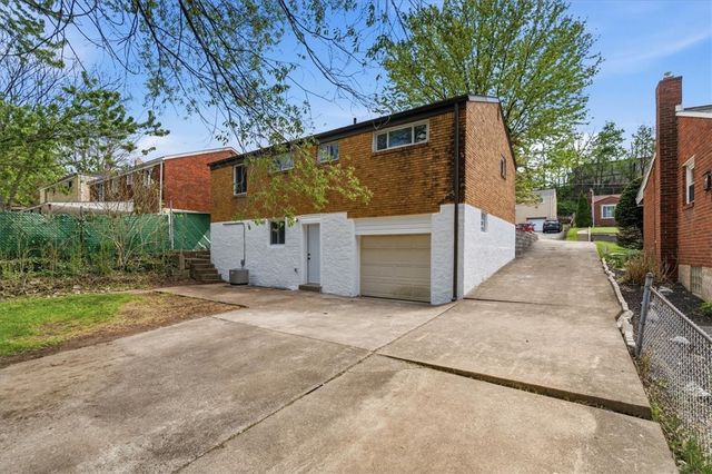 443 Ruthwood Ave, Baldwin Boro, PA 15227