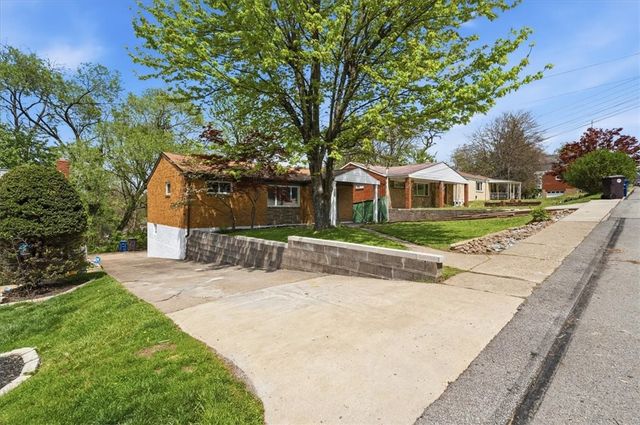 443 Ruthwood Ave, Baldwin Boro, PA 15227