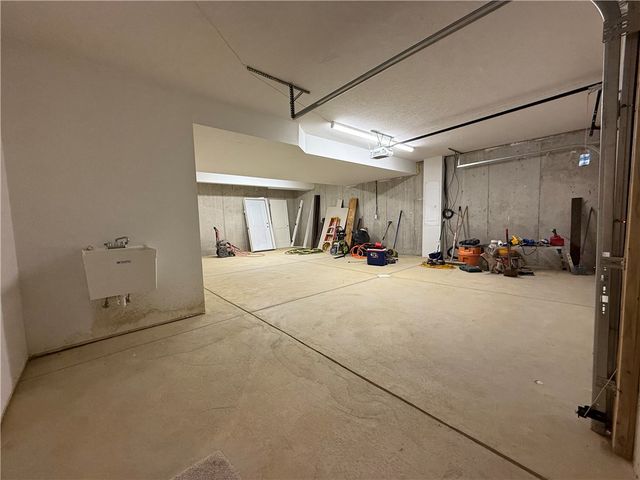 137 Morningstar Drive, Rostraver, PA 15012