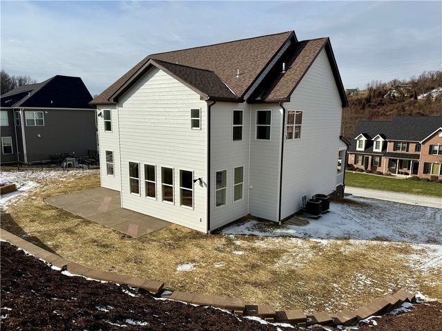 137 Morningstar Drive, Rostraver, PA 15012