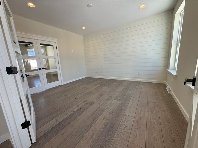 137 Morningstar Drive, Rostraver, PA 15012