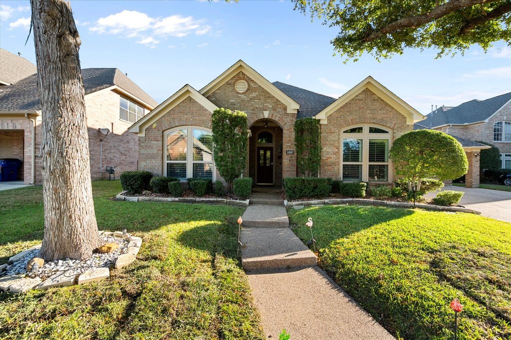 1002 Muirfield Drive, Mansfield, TX 76063 — photo 2