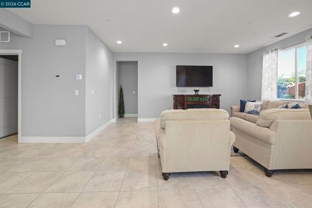 5245 Medea Way, Antioch, CA 94531