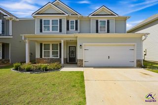 125 Red Birch Lane, Warner Robins, GA 31093