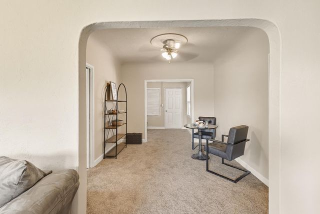 881 Gill Way, Chowchilla, CA 93610