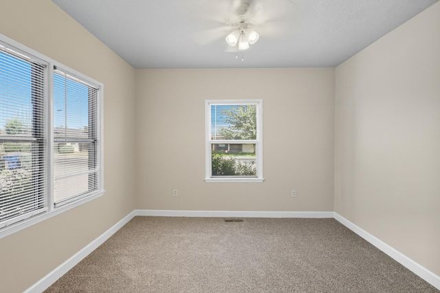 881 Gill Way, Chowchilla, CA 93610