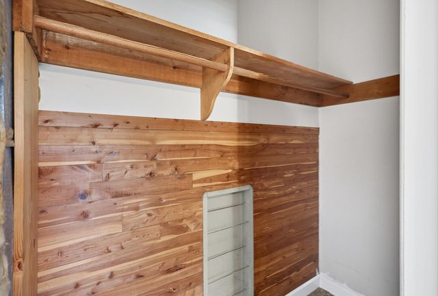 881 Gill Way, Chowchilla, CA 93610